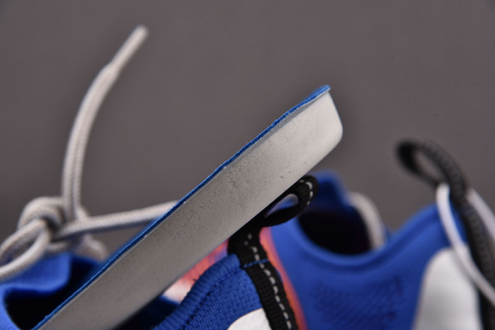 G*u*i* trainer sneaker79