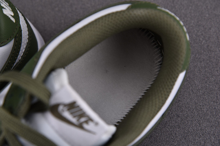 nike dunk low medium olive dd1503-120