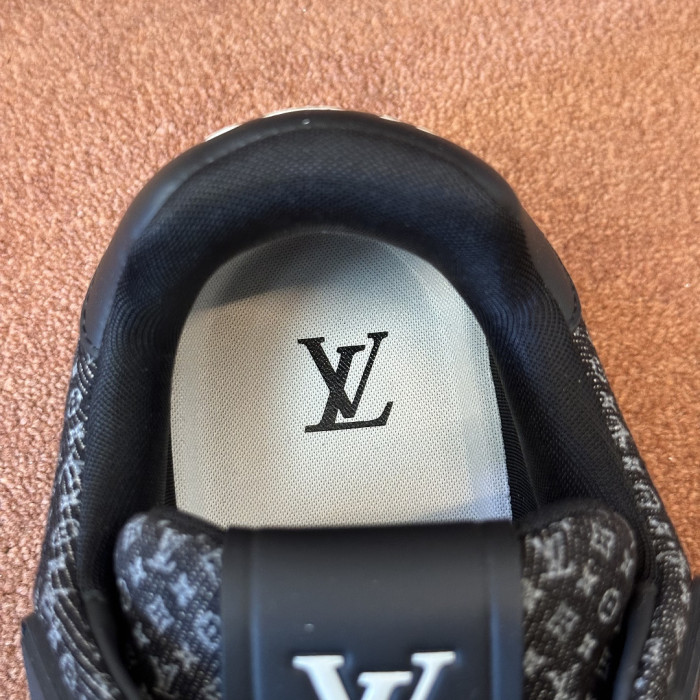 L&V snekaers L0000591