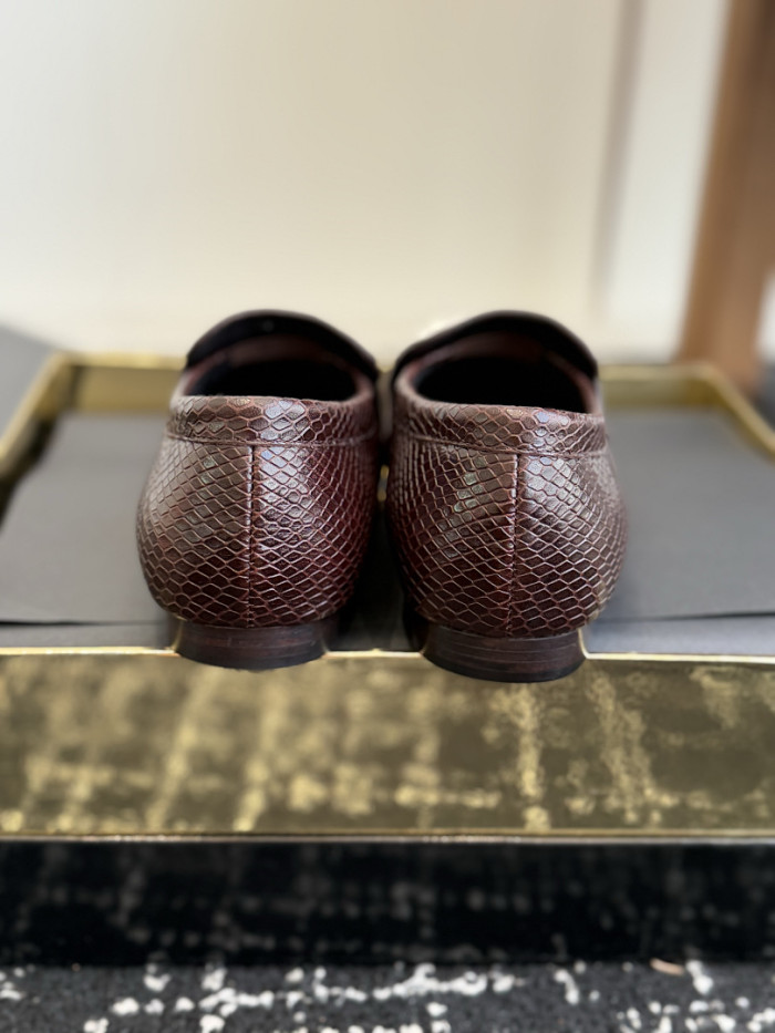 C&L Loafer CLF000018