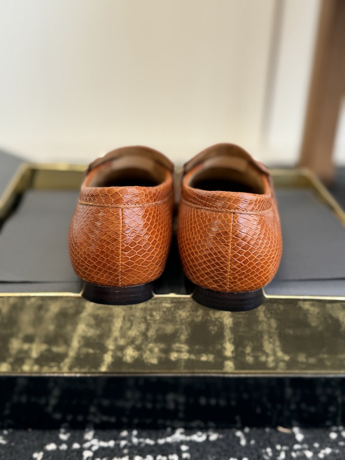 C&L Loafer CLF000019