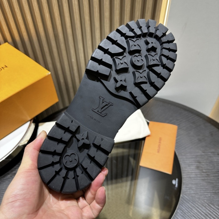 L&V BOOTS L0000363