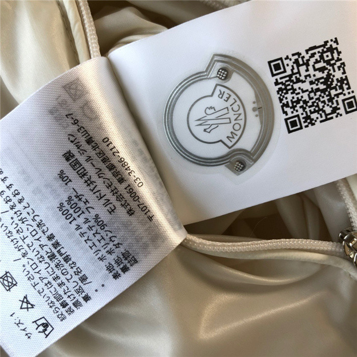 moncler down vest 40