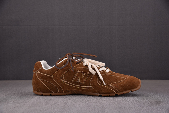 New Balance x MIU MIU NB530 NB000048