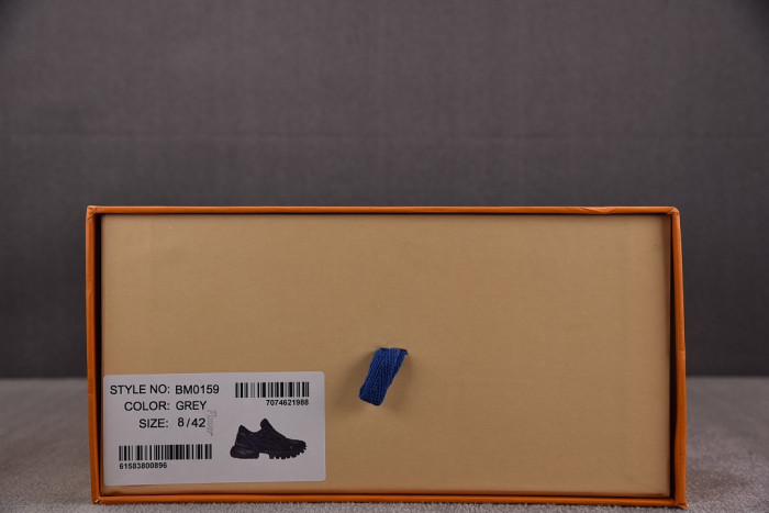 L&V snekaers L0000596