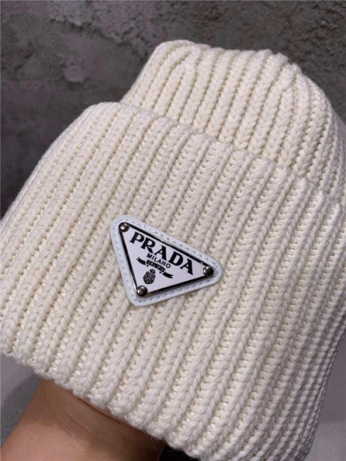 Prad* hat48