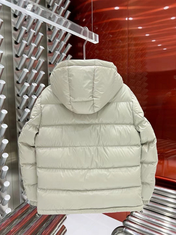 Pra*a down jacket 7