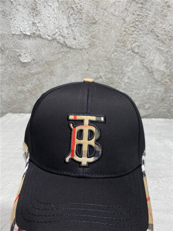 Burber*y CAP71