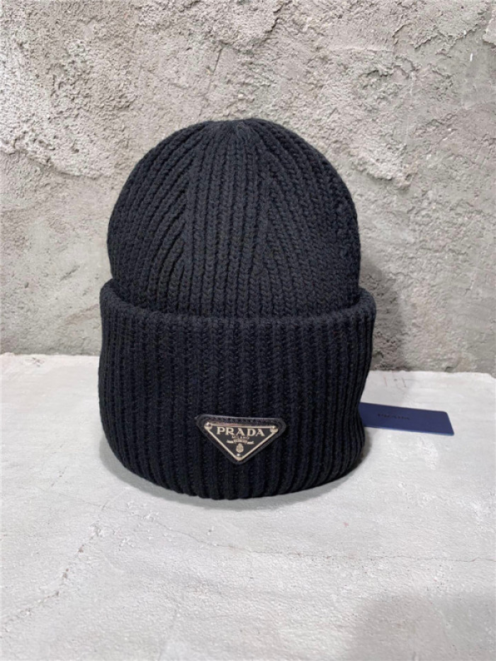 Prad* hat43