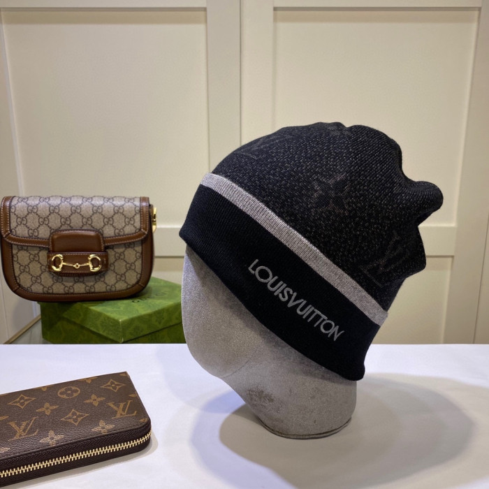 LV hat63