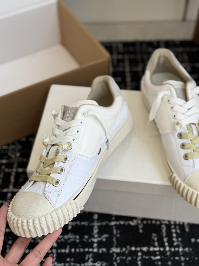 Ma1s0n Marg*e1a Sneaker MM000156