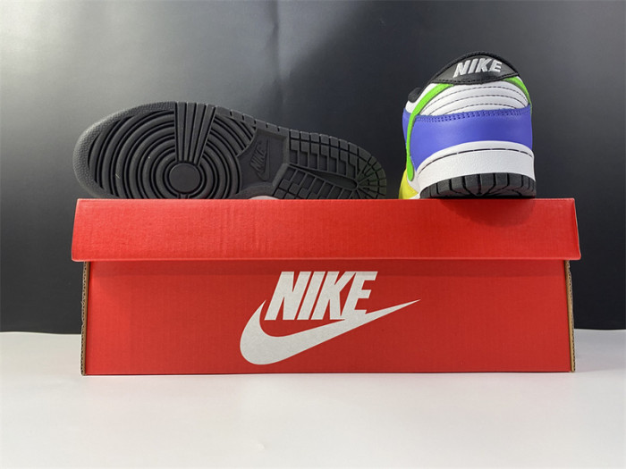 nike sb dunk low green strike dd1503-106