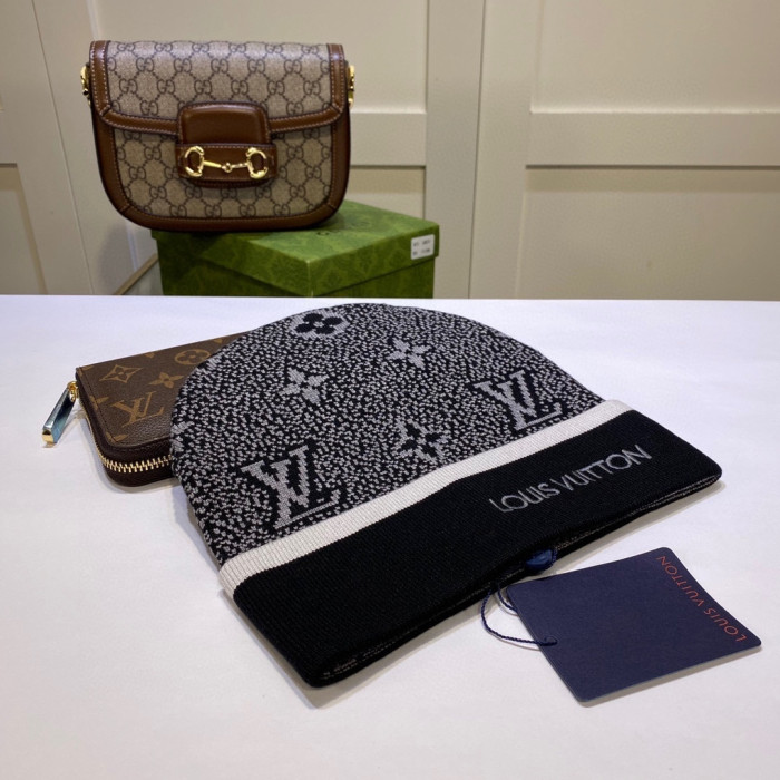 LV hat64