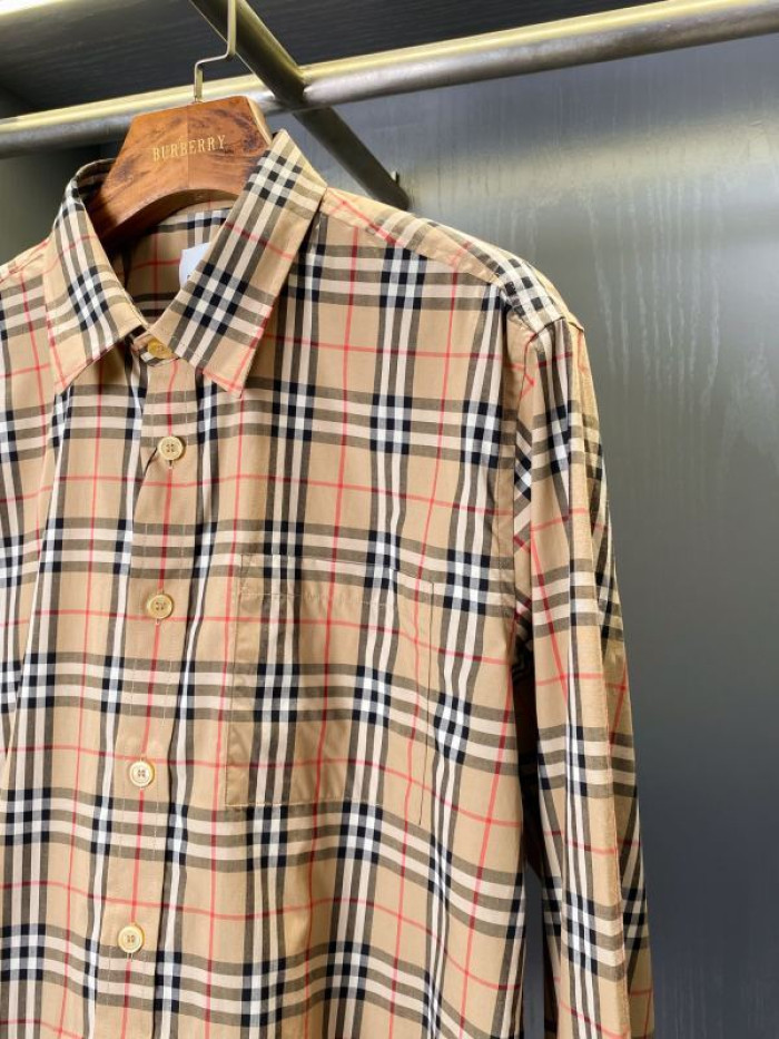 BURBER*Y Shirt 74