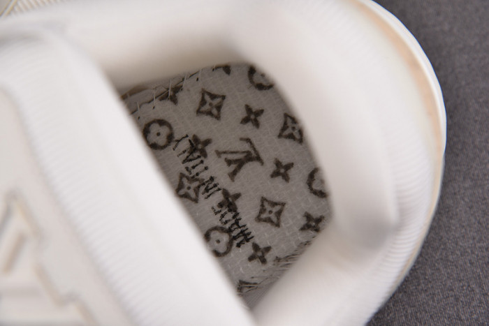 l&v snekaers l0000090