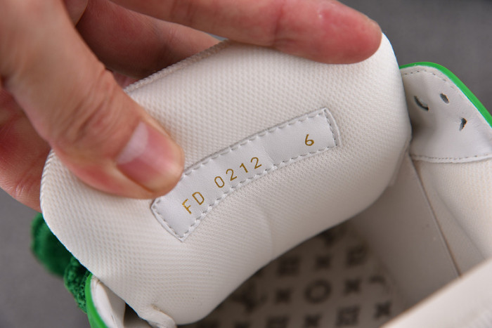 l&v snekaers l0000091