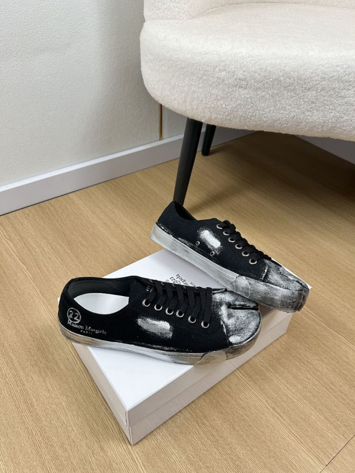 Maison Margiela Sneaker MM000116