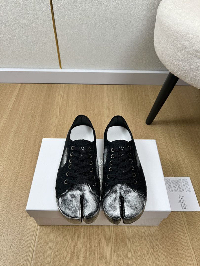 Maison Margiela Sneaker MM000116