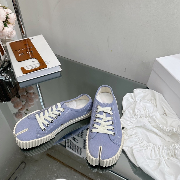 Maison Margiela Sneaker MM000119