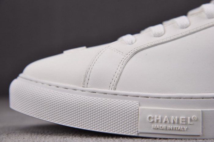 chane* snekaers c000030