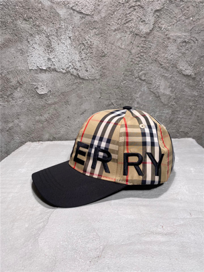 Burber*y CAP72