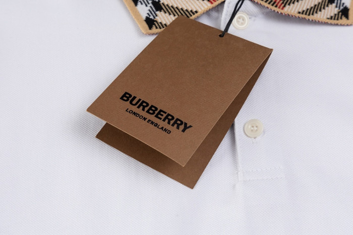 BURBER*Y T-Shirt 90