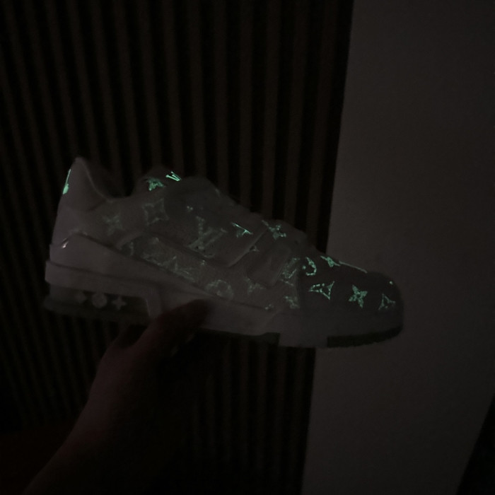 L&V snekaers L0000573