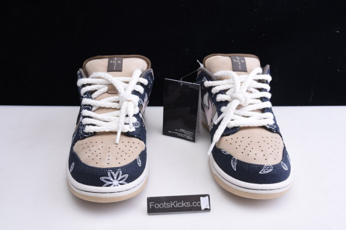 travis scott x nike sb dunk low ct5053-001