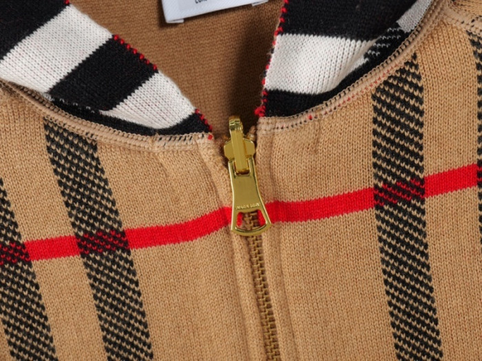 BURBER*Y sweater 66