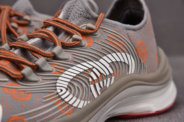 G*u*i* trainer sneaker81