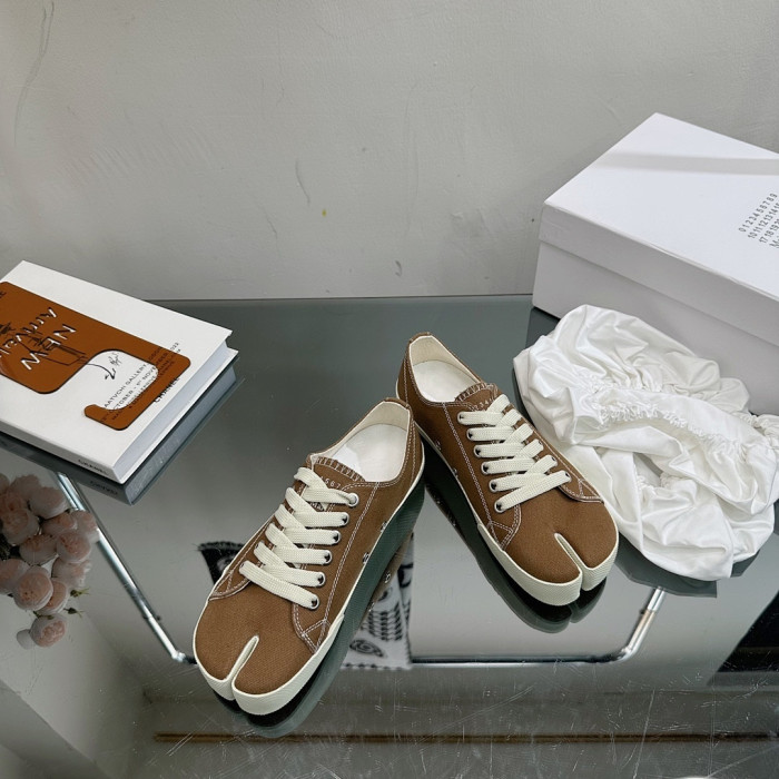 Maison Margiela Sneaker MM000124