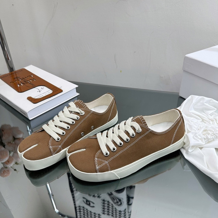 Maison Margiela Sneaker MM000124