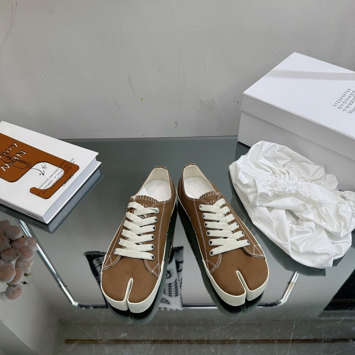 Maison Margiela Sneaker MM000124