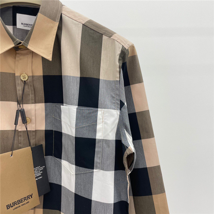 burber*y shirt 47