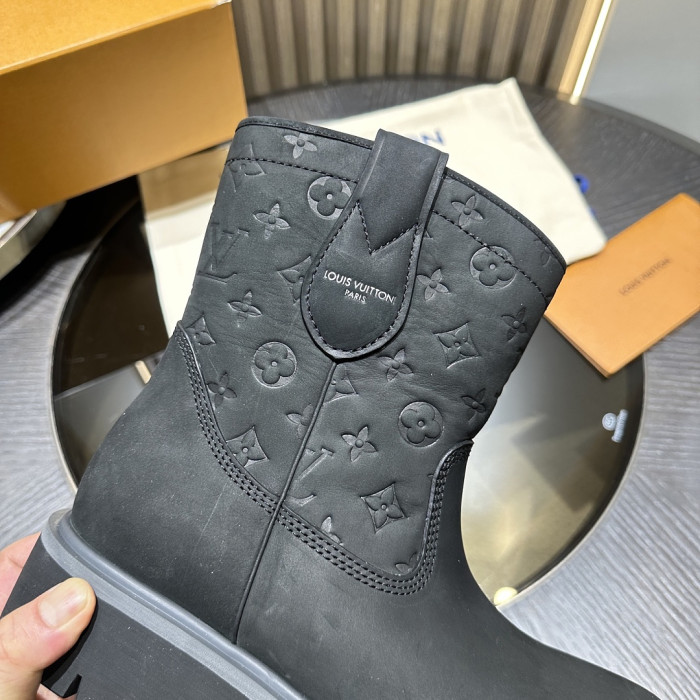 L&V BOOTS LV0000378