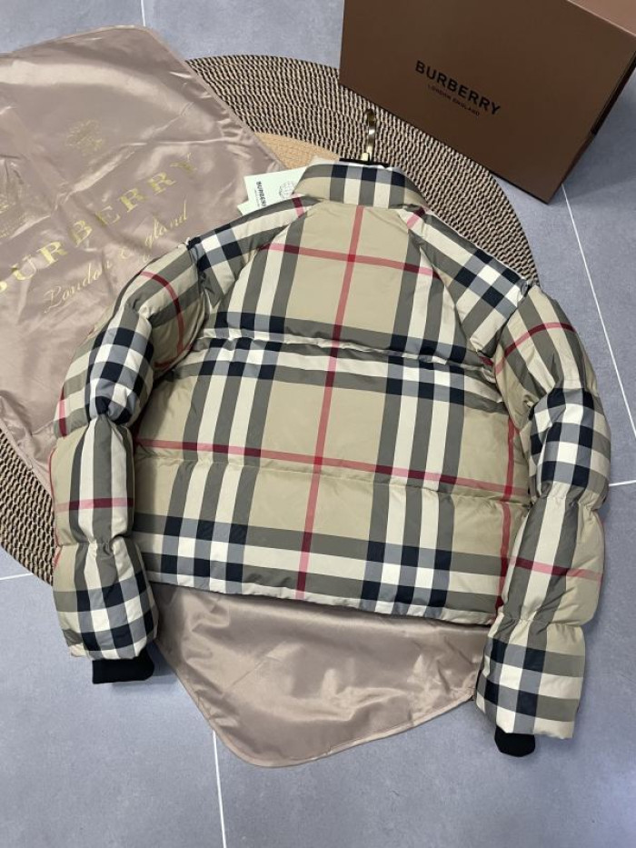BURBER*Y Down Jacket 85