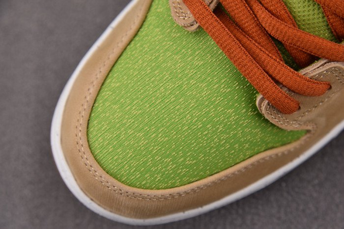 nike sb dunk low "escargot" fq7585-200