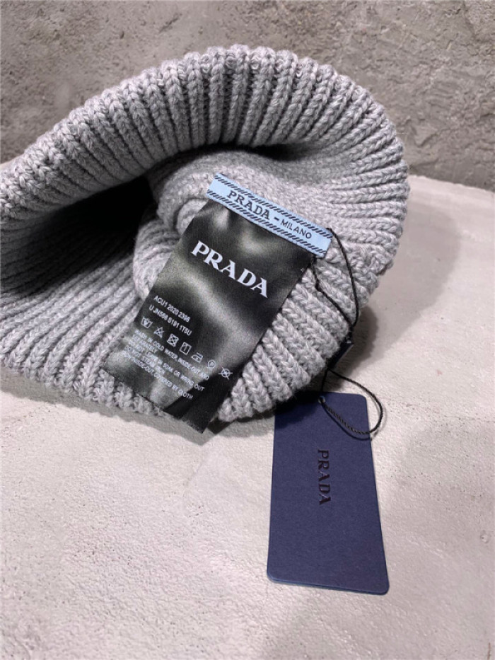 Prad* hat45
