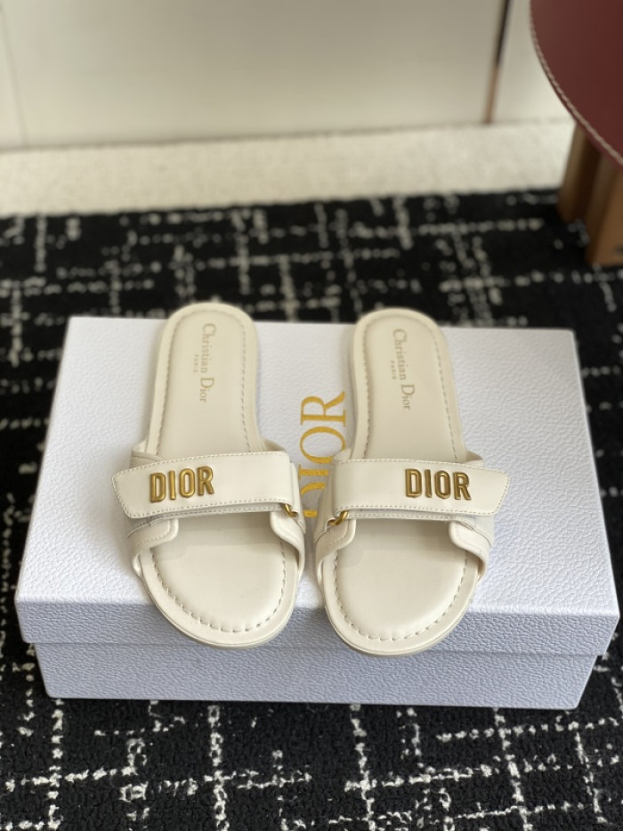 Dio*r sandal 73