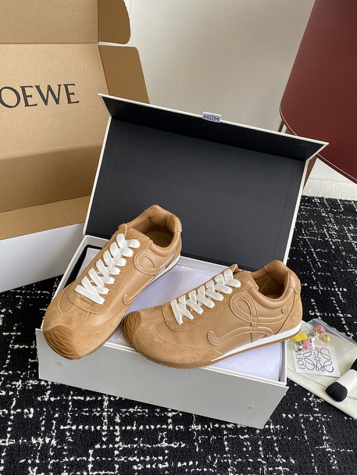 L0EWE Sneakers LW1000001