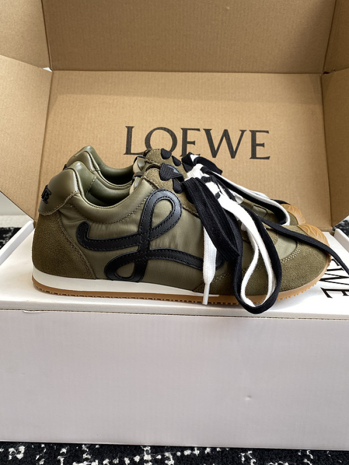 L0EWE Sneakers LW1000012