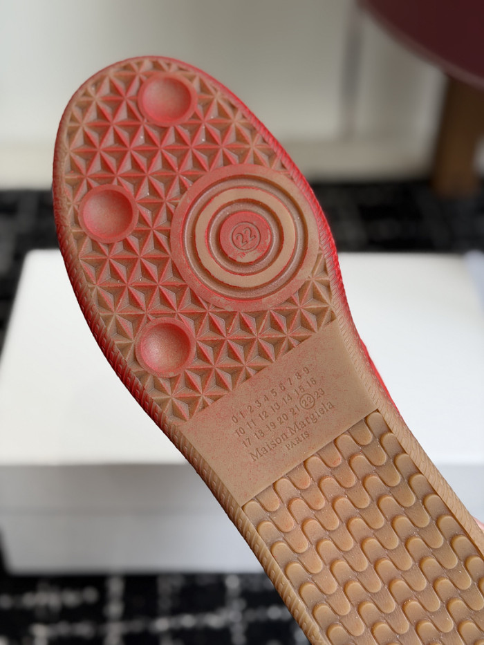 Ma1s0n Marg*e1a Sneaker MM000134