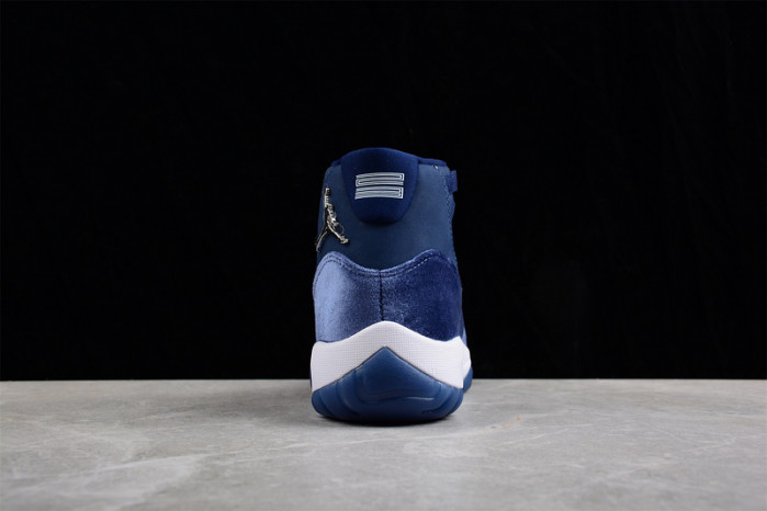air jordan 11 wmns "midnight navy" ar0715-441