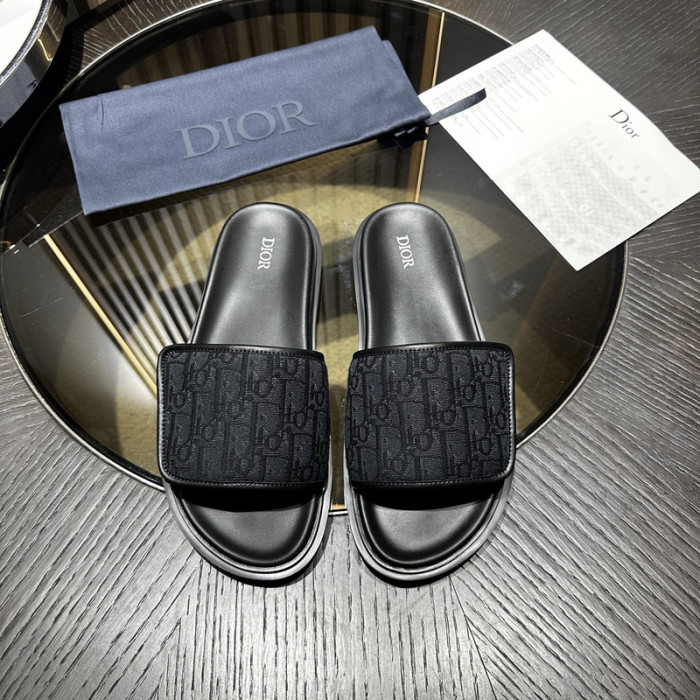 Dio*r sandal 52
