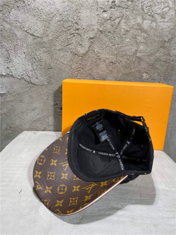 LV CAP30