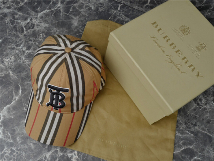 Burber*y CAP68