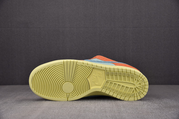 nike sb dunk low orange noise aqua dv5429-800