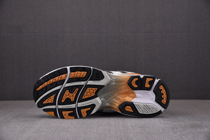 As*ic*s gel-kayano 14 1201a019-102