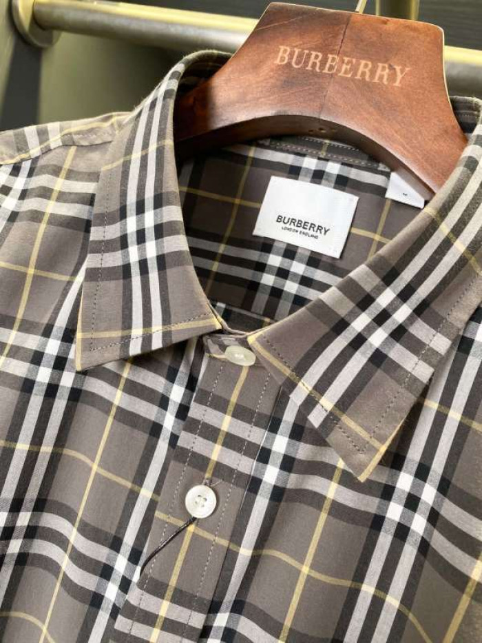 BURBER*Y Shirt 76