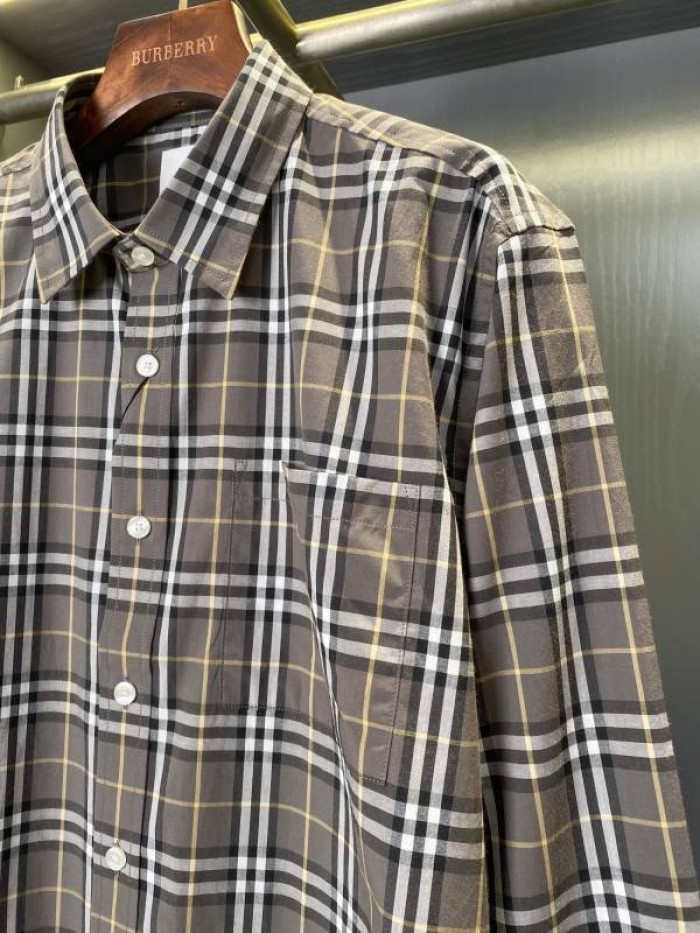 BURBER*Y Shirt 76